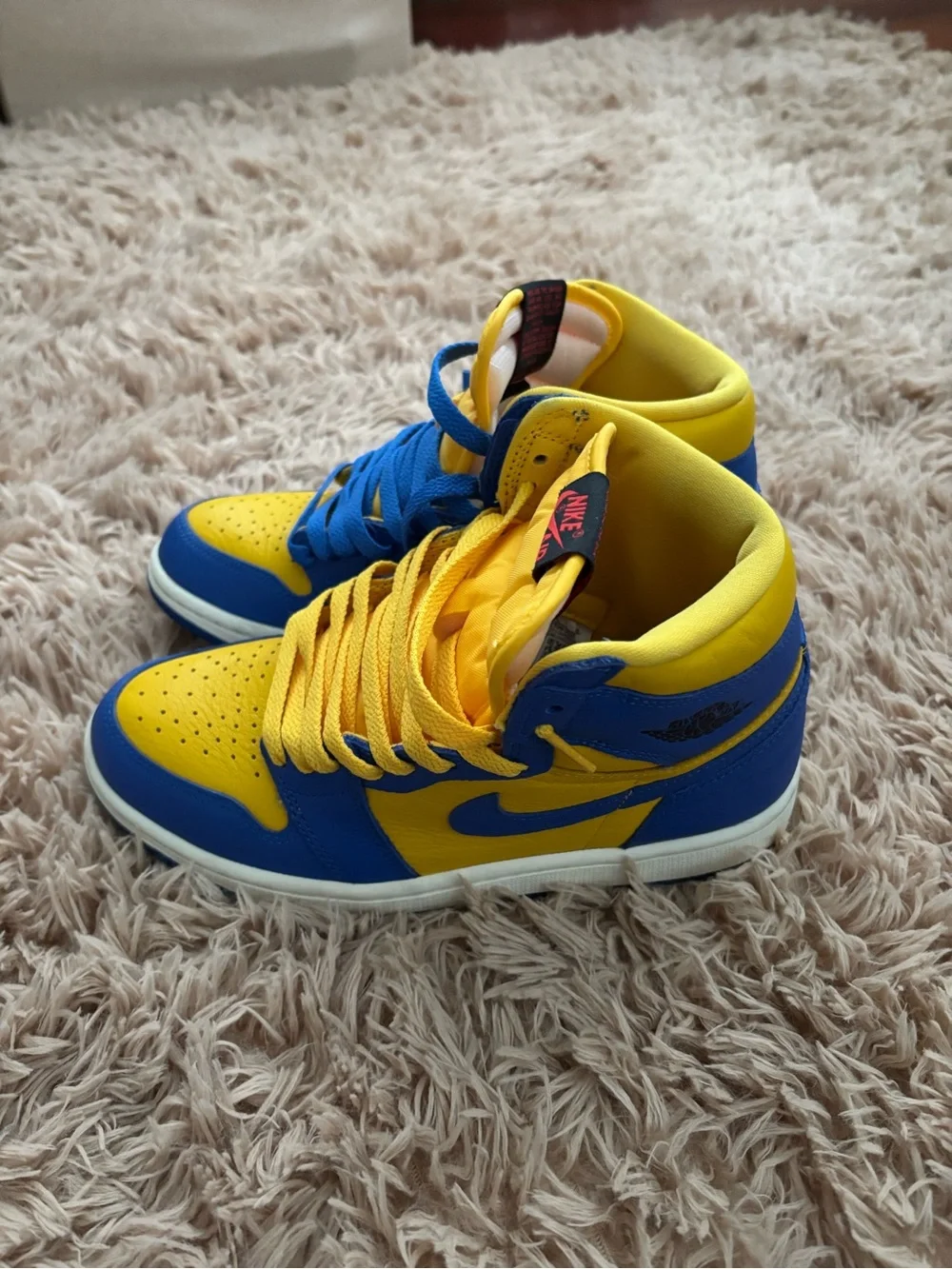 Nike Kids High-Top Sneakers in Yellow and Blue